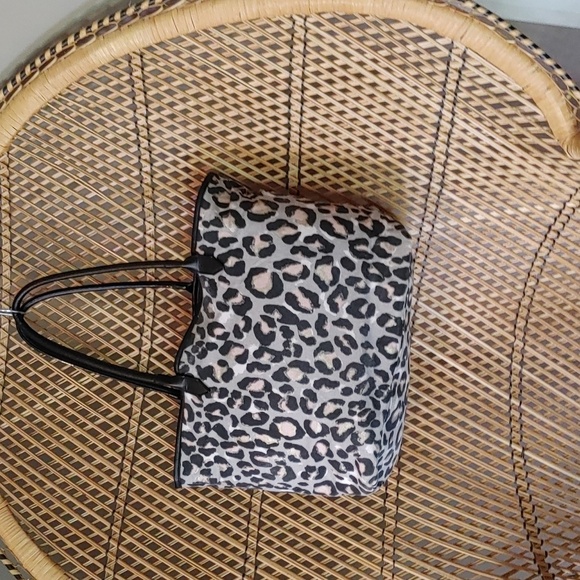 🍁VICTORIA'S SECRET LEOPARD PRINT TOTE BAG - Picture 2 of 10